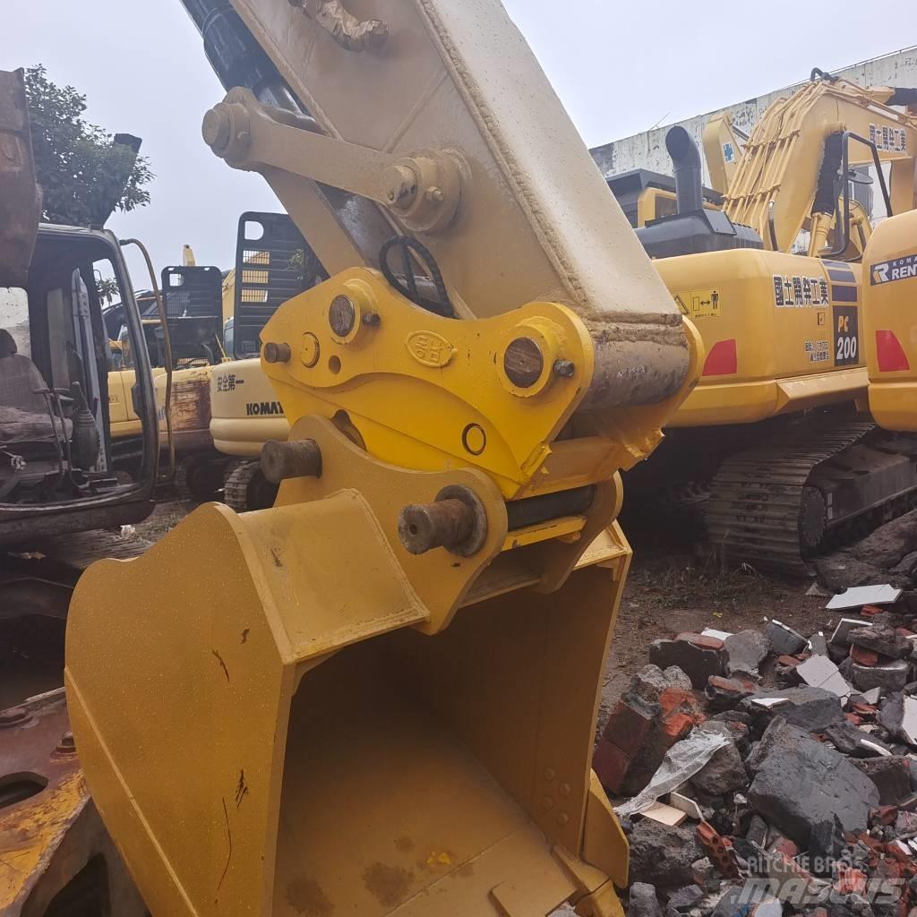 CAT 320 D Bagri goseničarji