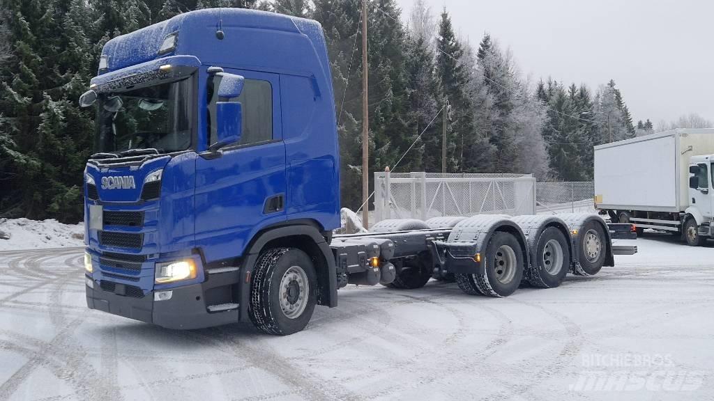 Scania R 560 8X4 ADR Tovornjaki-šasije