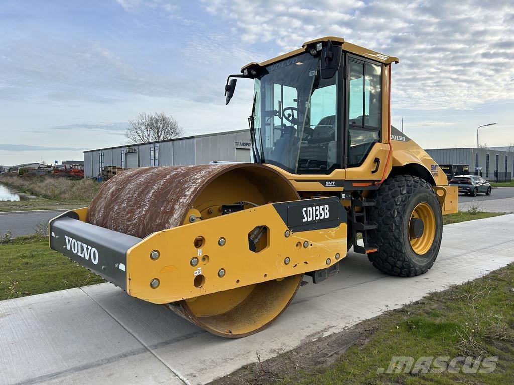 Volvo SD135B Enojni valjarji