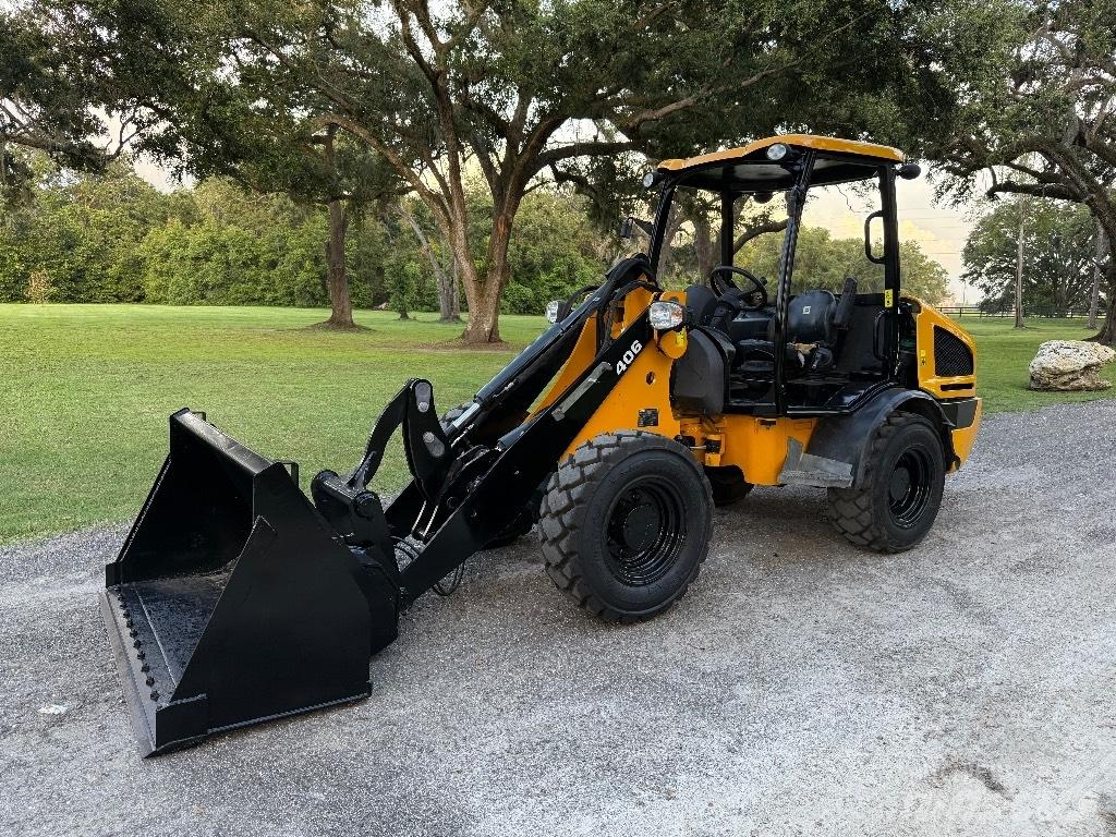 JCB 407 Kolesni nakladalci