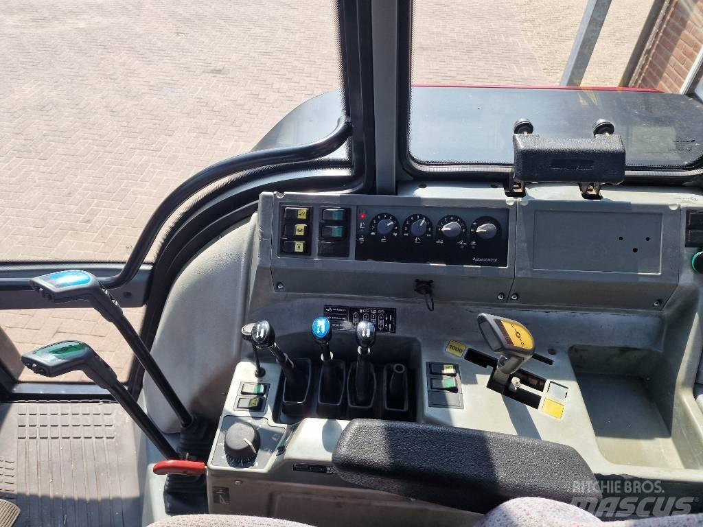 Valtra 8950 Traktorji