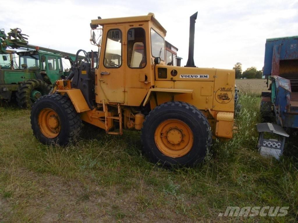 Volvo BM 4200 Kolesni nakladalci