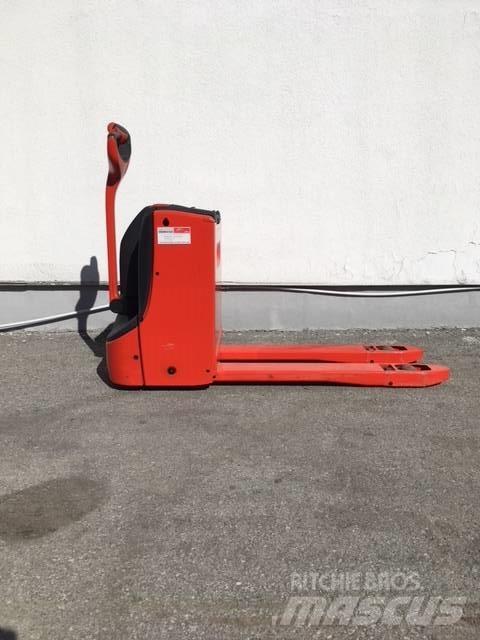 Linde T16/1152 Električni nizko dvižni viličar