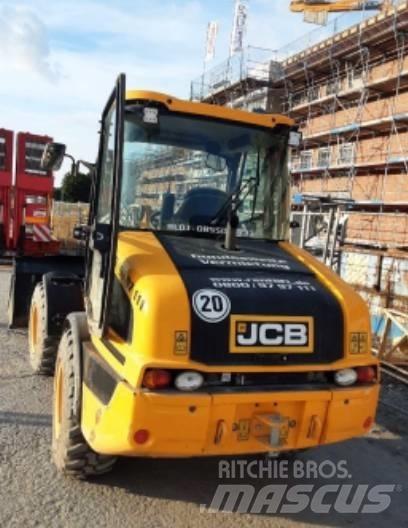 JCB 407 Kolesni nakladalci