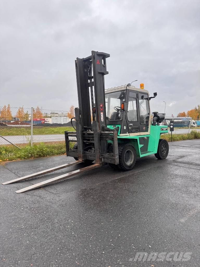 Mitsubishi FD 70 Dizelski viličarji