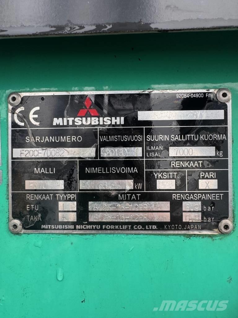 Mitsubishi FD 70 Dizelski viličarji