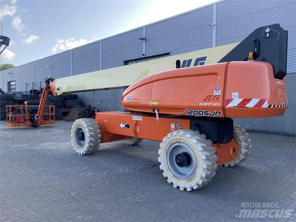 JLG 1200SJP Zglobne dvižne ploščadi