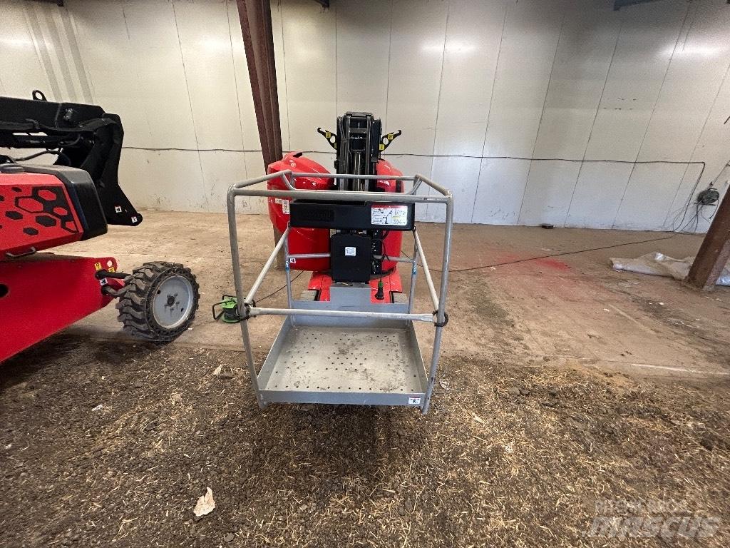 Manitou 100 VJR Vertikalna dvigala