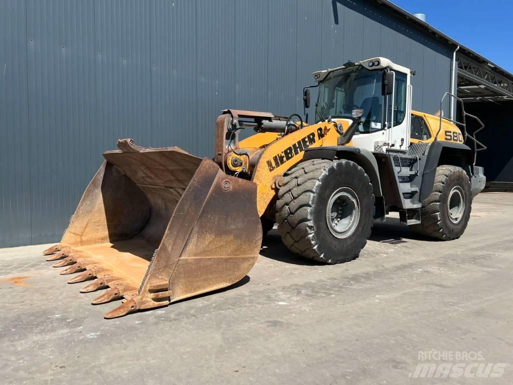 Liebherr L580 Kolesni nakladalci