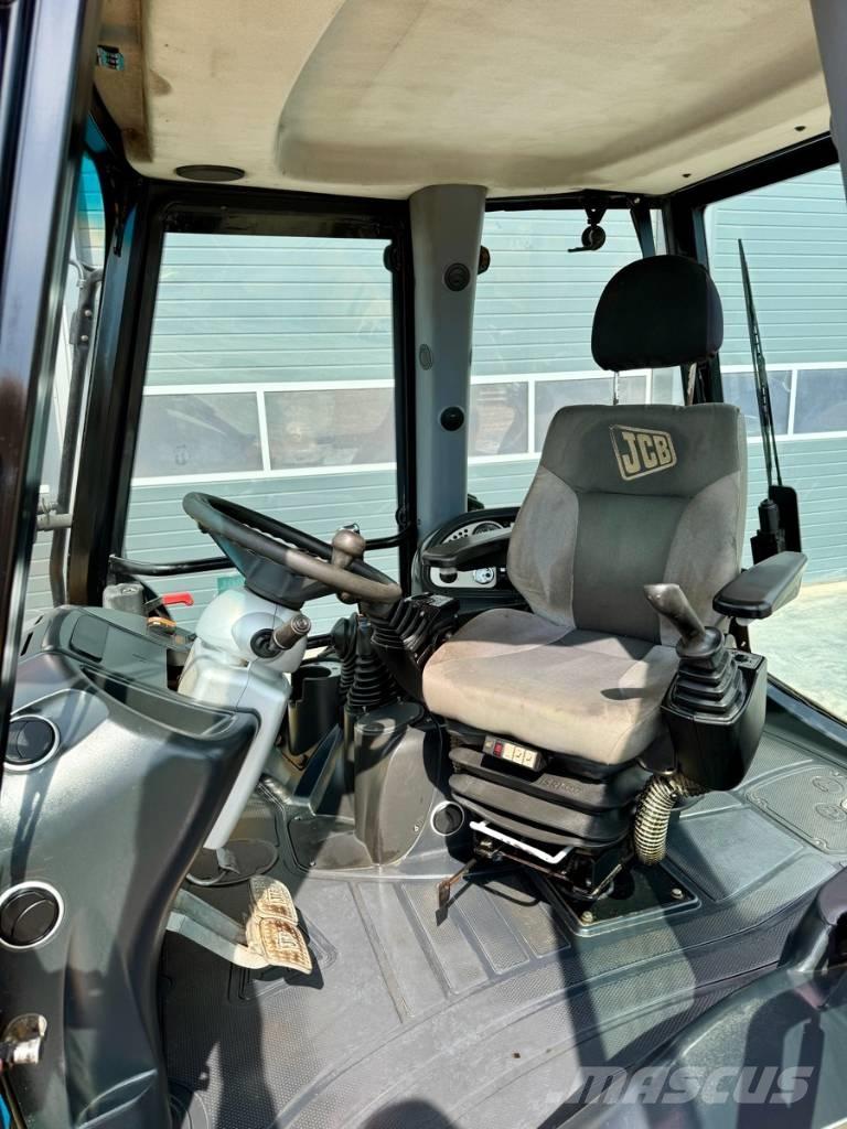 JCB 3 CX Rovokopači