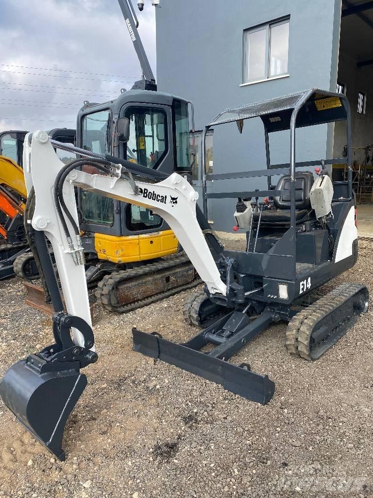Bobcat E 14 Mini bagri <7t