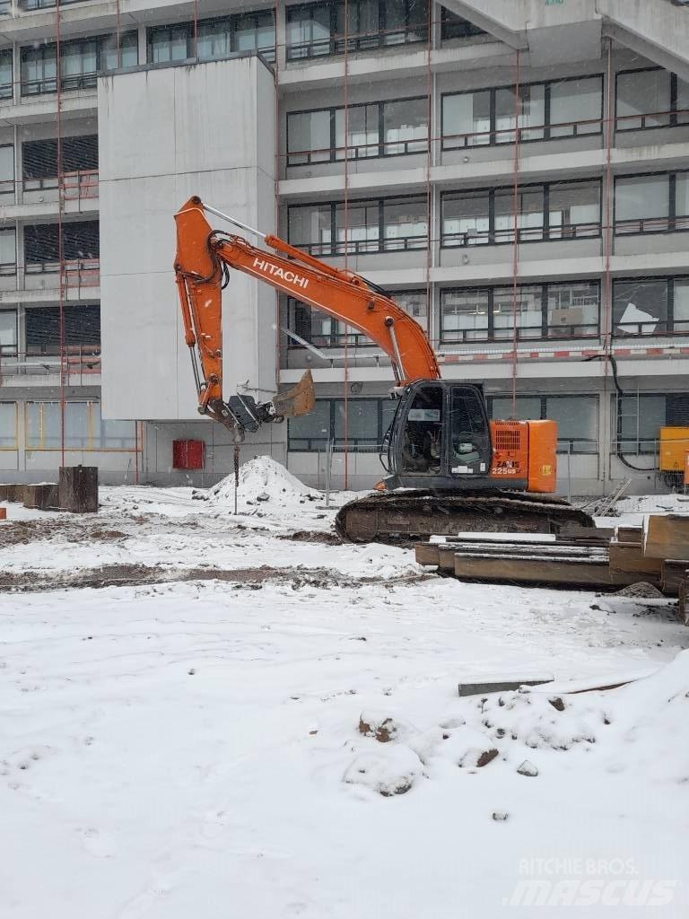  ICE Hitachi 328 B Stroji za zabijanje stebrov - pilotov
