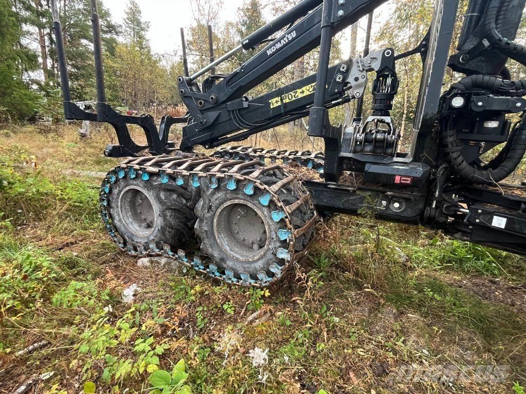 Komatsu 835 Forwarderji