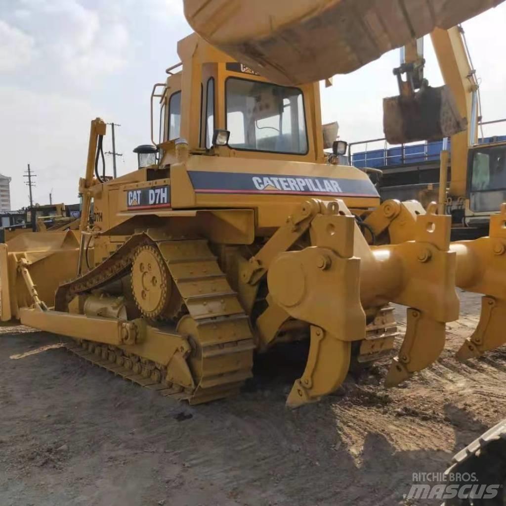 CAT D7H Buldožerji goseničarji