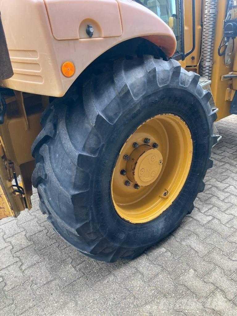 Hydrema 906E Rovokopači