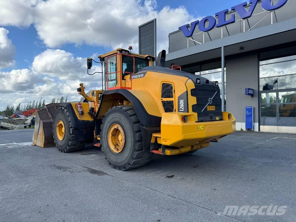 Volvo L 260 H Kolesni nakladalci