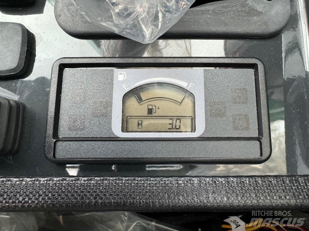 Hitachi ZX 26 U-6 Mini bagri <7t