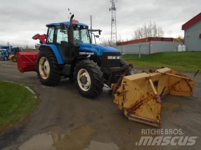 New Holland TM 125 Traktorji