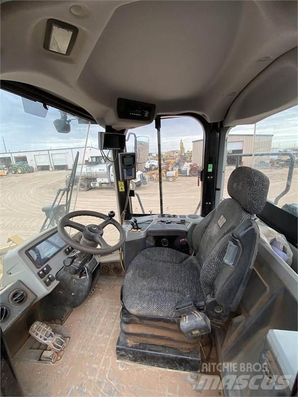 CAT 950GC Kolesni nakladalci