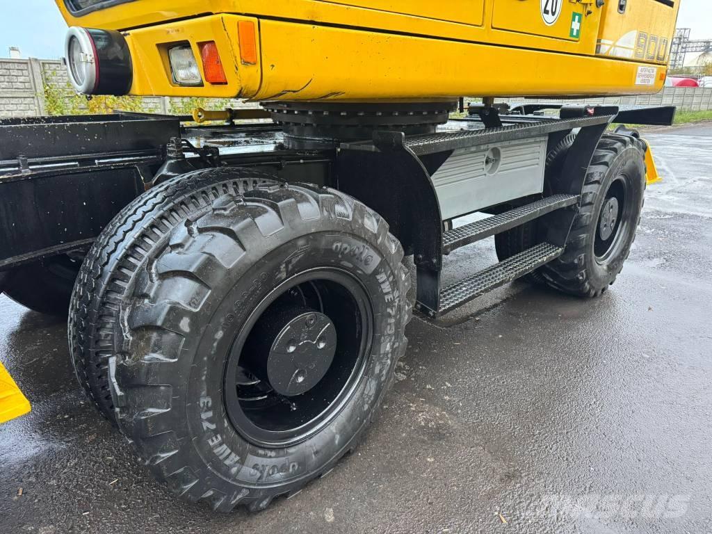 Liebherr A 900 C ZW Bagri na kolesih