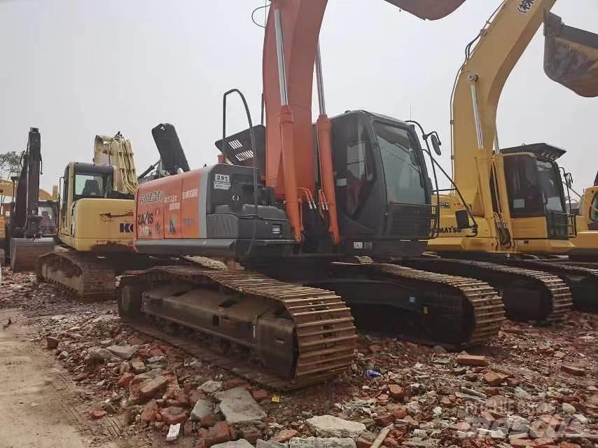 Hitachi ZX 210 Bagri goseničarji
