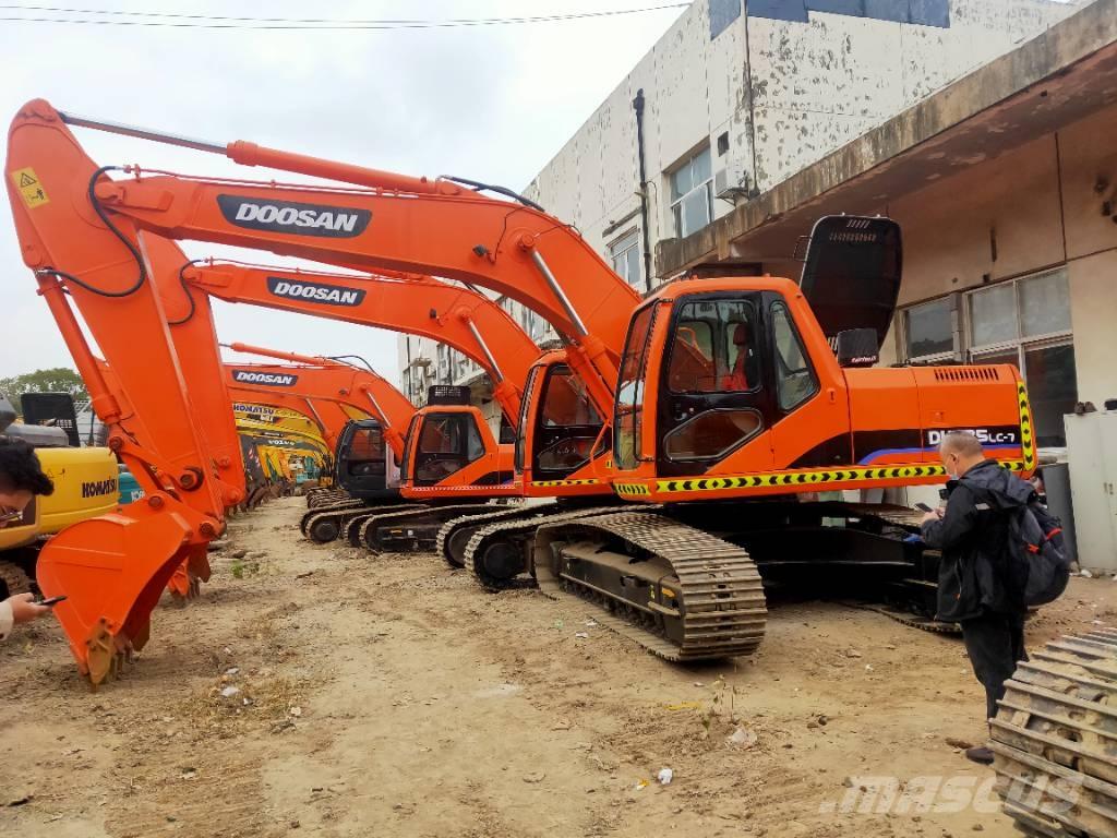 Doosan DH225LC-7 Bagri goseničarji