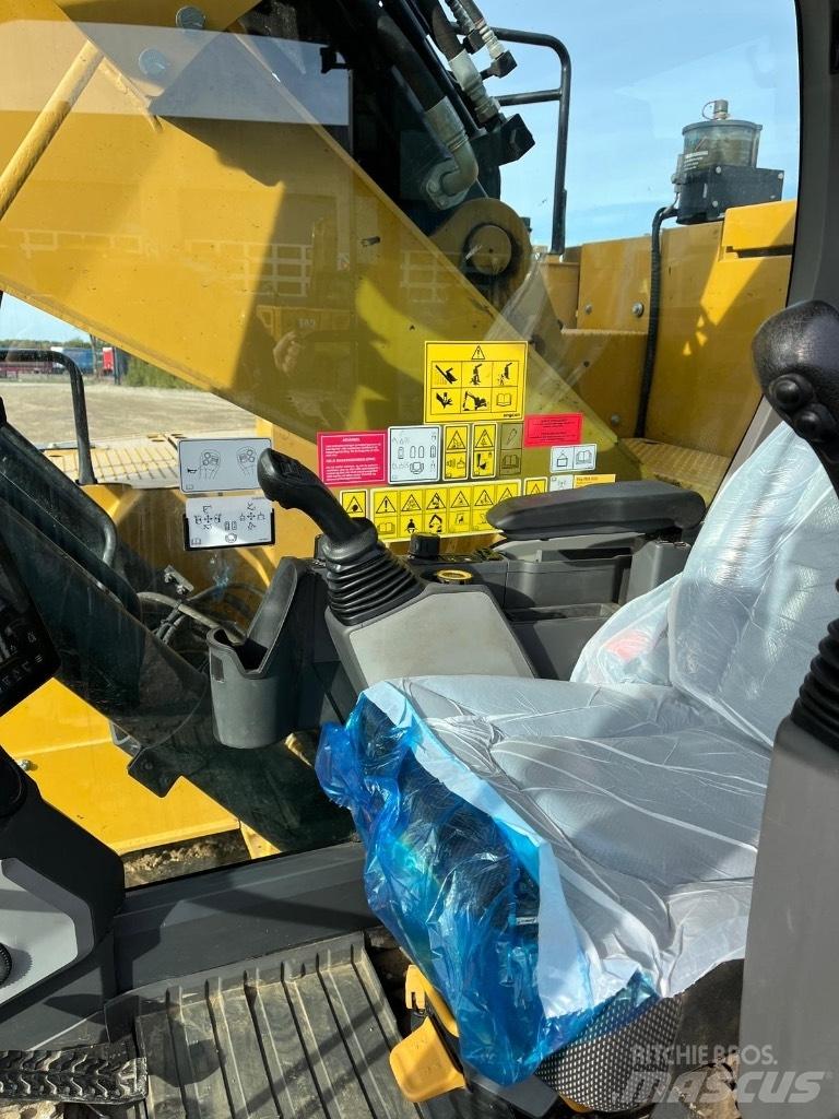 CAT 325 Bagri goseničarji
