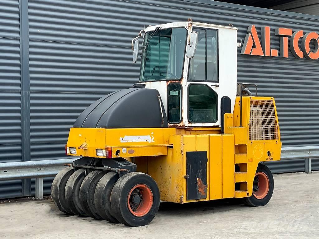 Dynapac CP 142 Kolesni valjarji s pnevmatikami