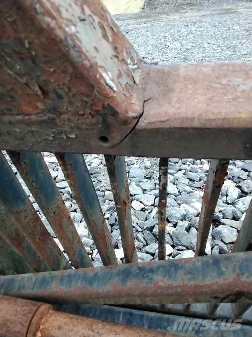 Valmet 860 Druge komponente
