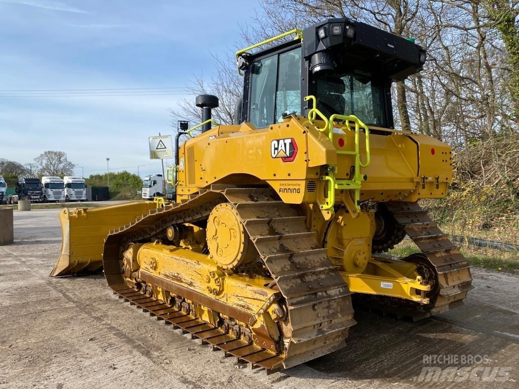 CAT D 6 Buldožerji goseničarji