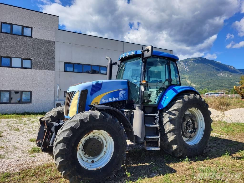 New Holland TG 285 Traktorji