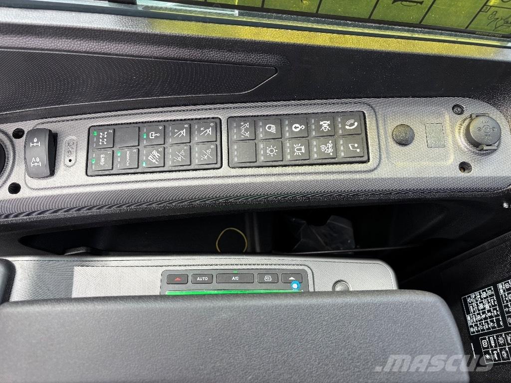 Hyundai HW100A Bagri na kolesih