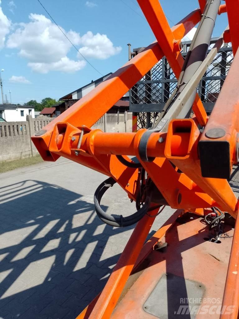 Haulotte Compact 8 Škarjaste dvižne ploščadi