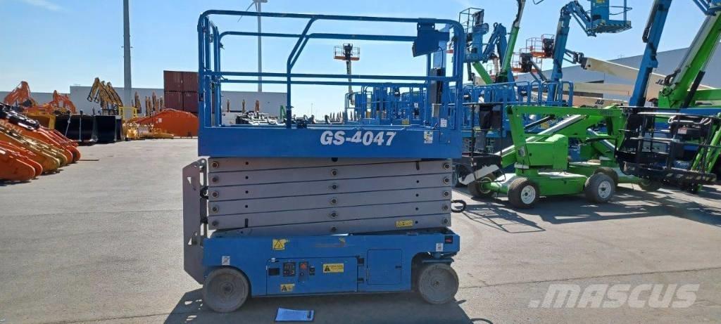 GENIE GS4047 Škarjaste dvižne ploščadi