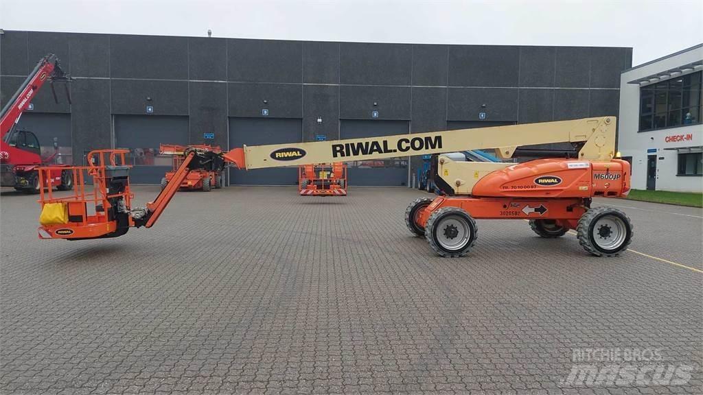 JLG M600JP Teleskopske dvižne ploščadi