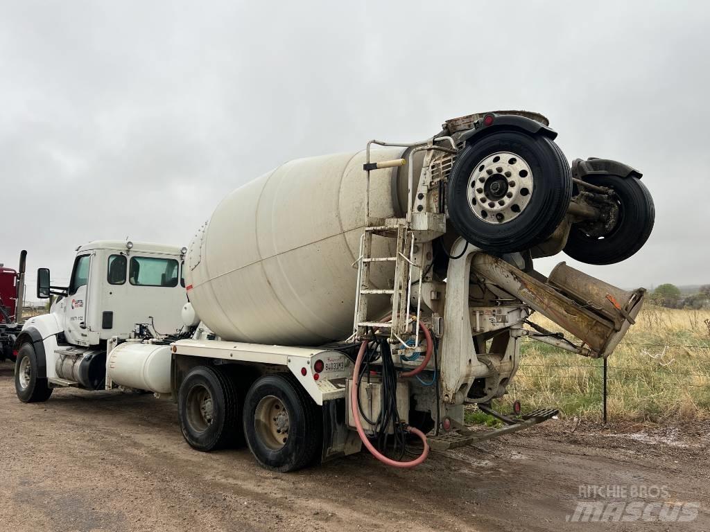 Kenworth T 880 Drugi tovornjaki