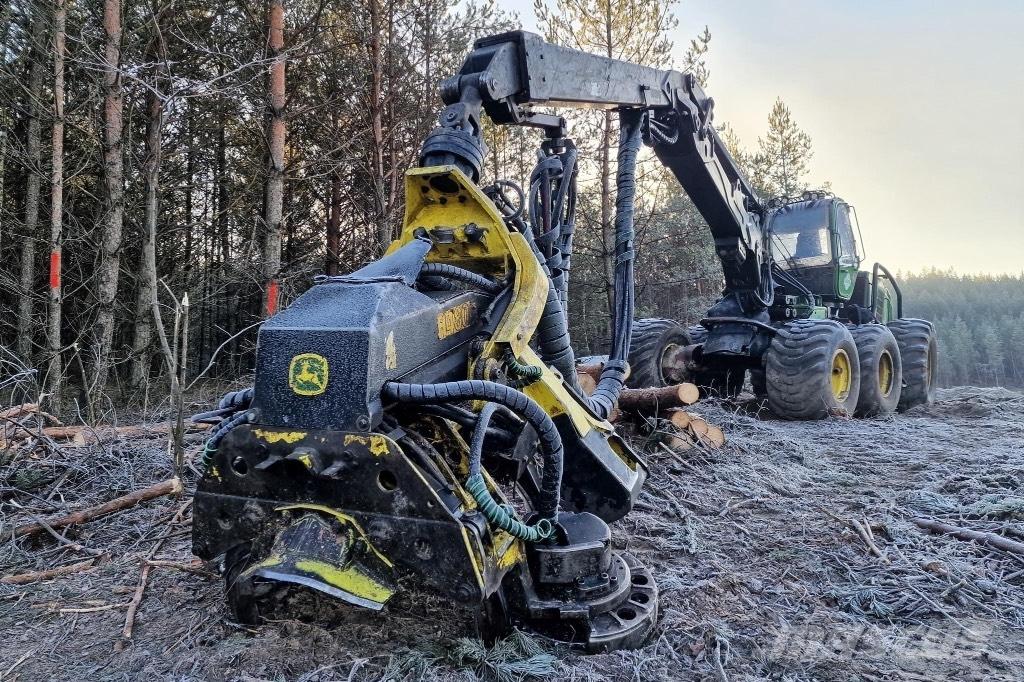 John Deere 1470 E Harvesterji