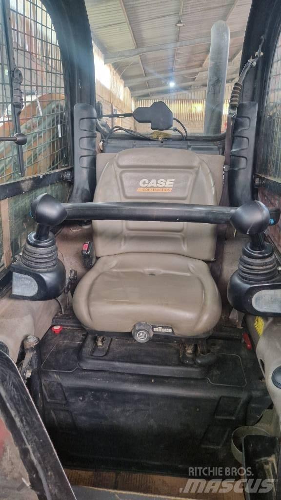 CASE TV 380 Skid steer mini nakladalci