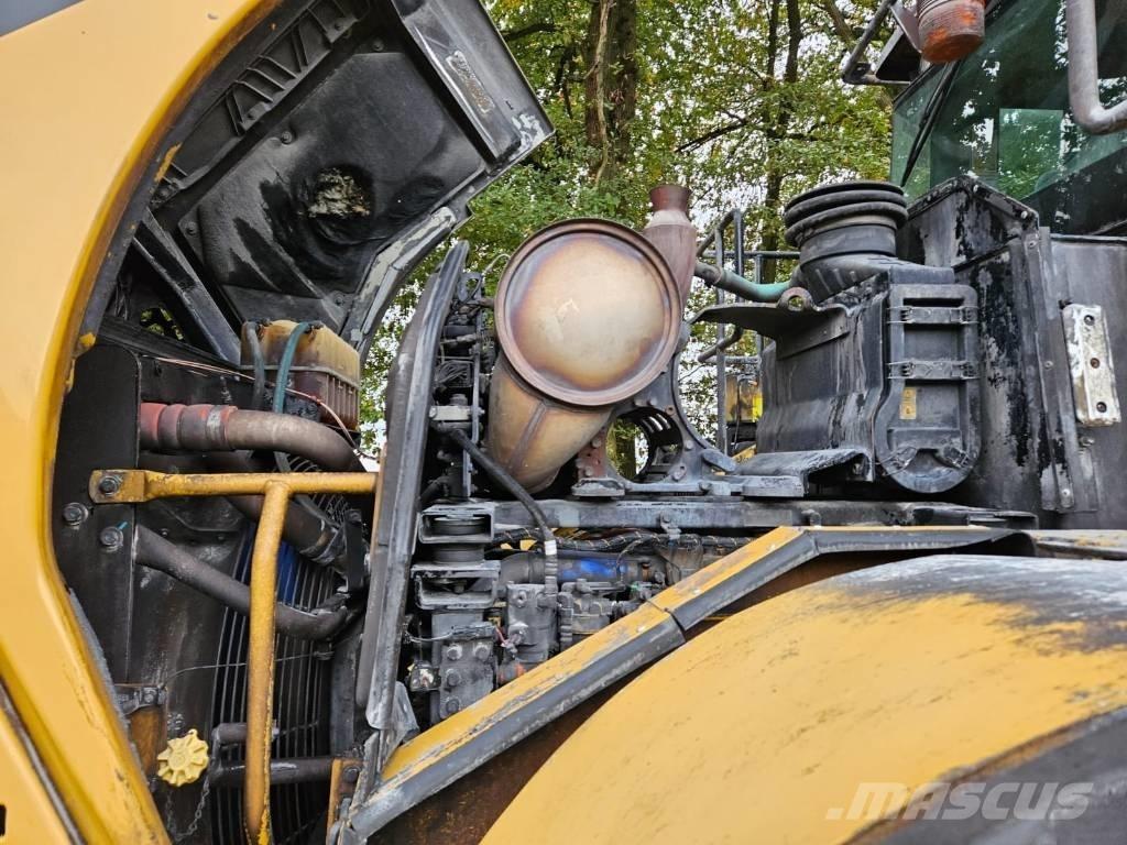 CAT 950 K Kolesni nakladalci