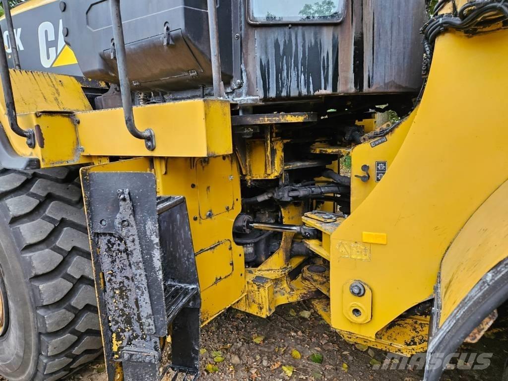 CAT 950 K Kolesni nakladalci