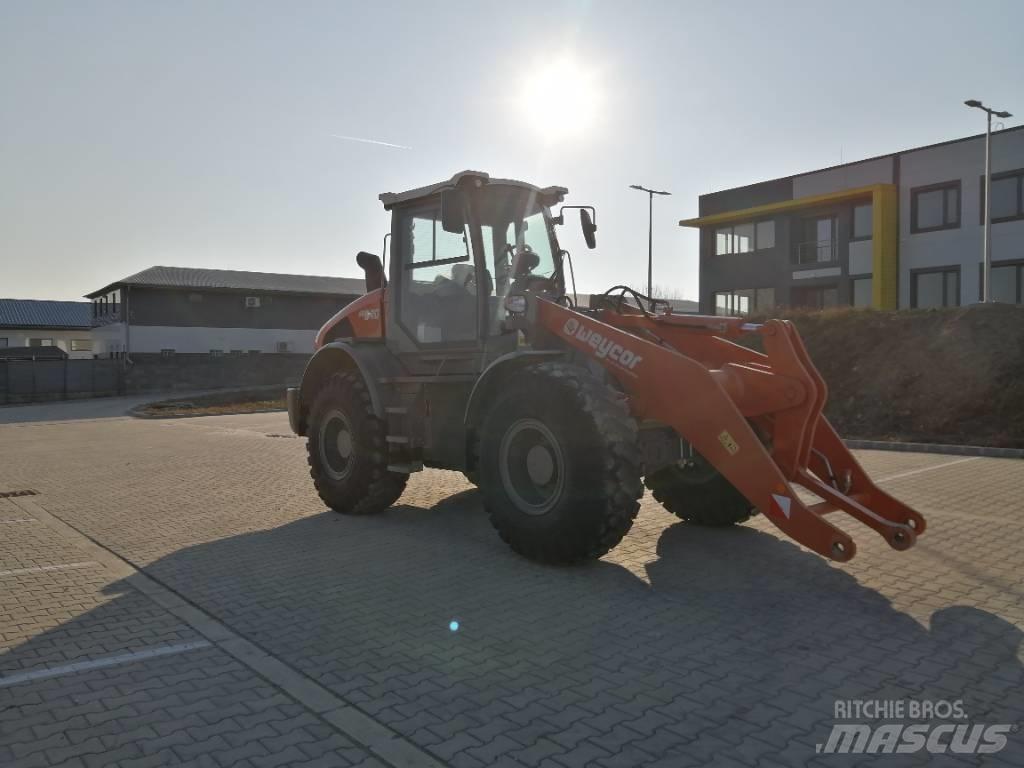 Atlas AR640 Kolesni nakladalci