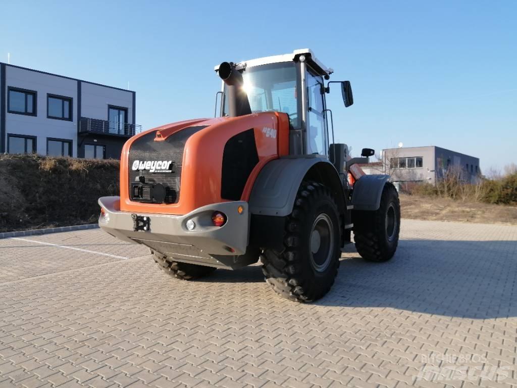 Atlas AR640 Kolesni nakladalci