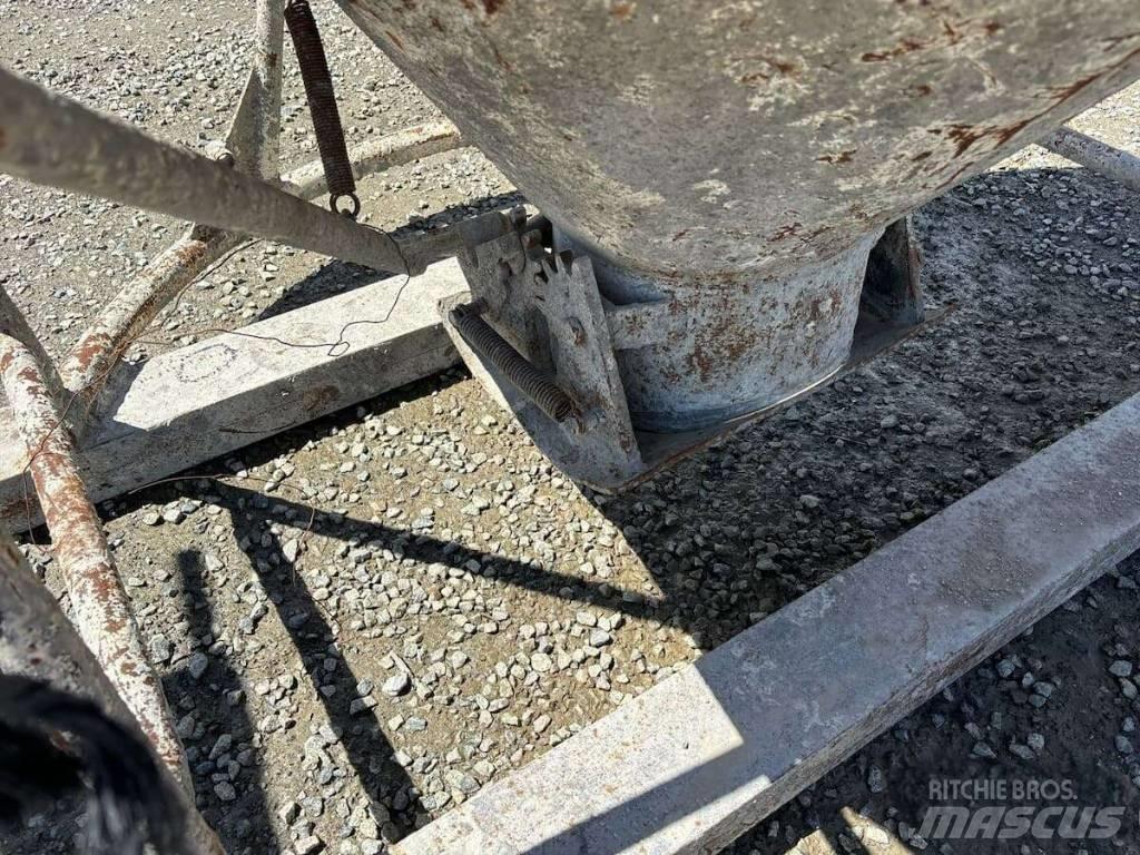 Gar-Bro 483-R Pripomočki za betonska dela