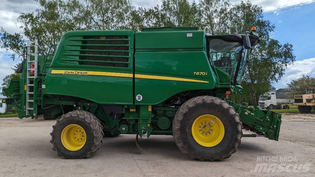John Deere T 670 i Kombajni