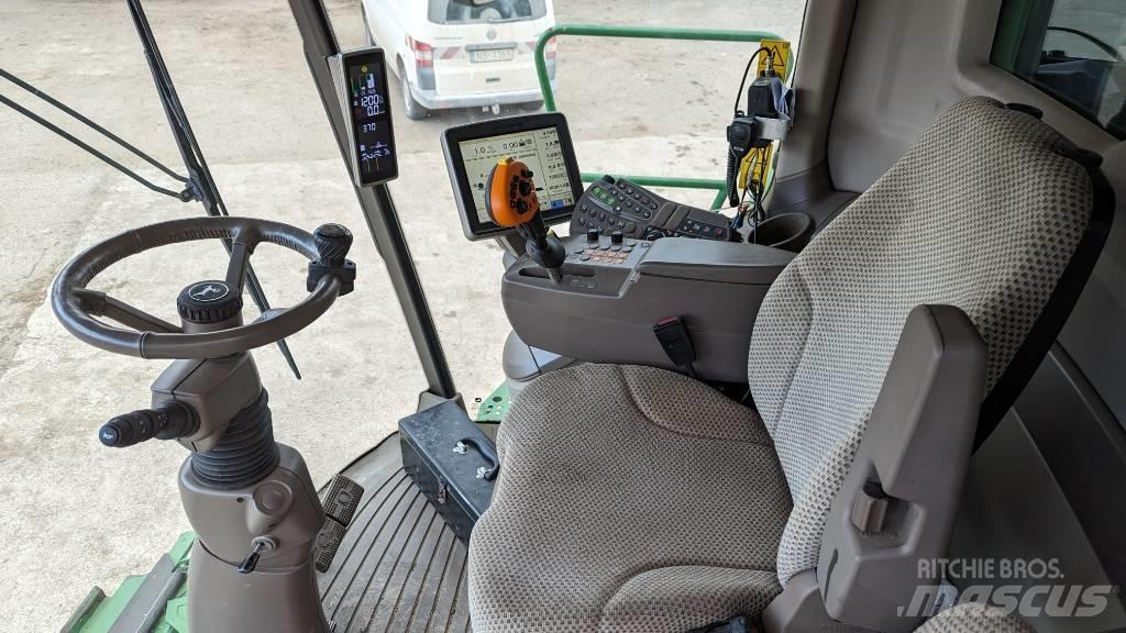 John Deere T 670 i Kombajni