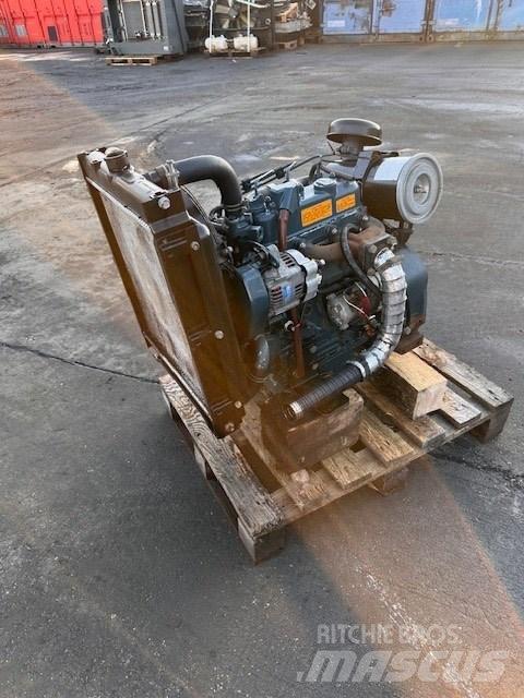 Kubota D 905 Motorji