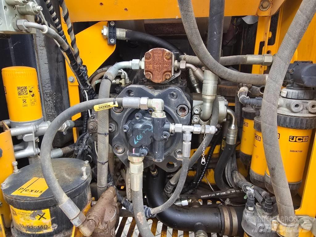 JCB JS 220 N LC Bagri goseničarji