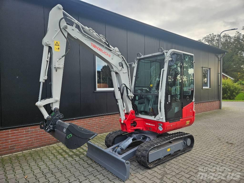 Takeuchi TB 230 Mini bagri <7t
