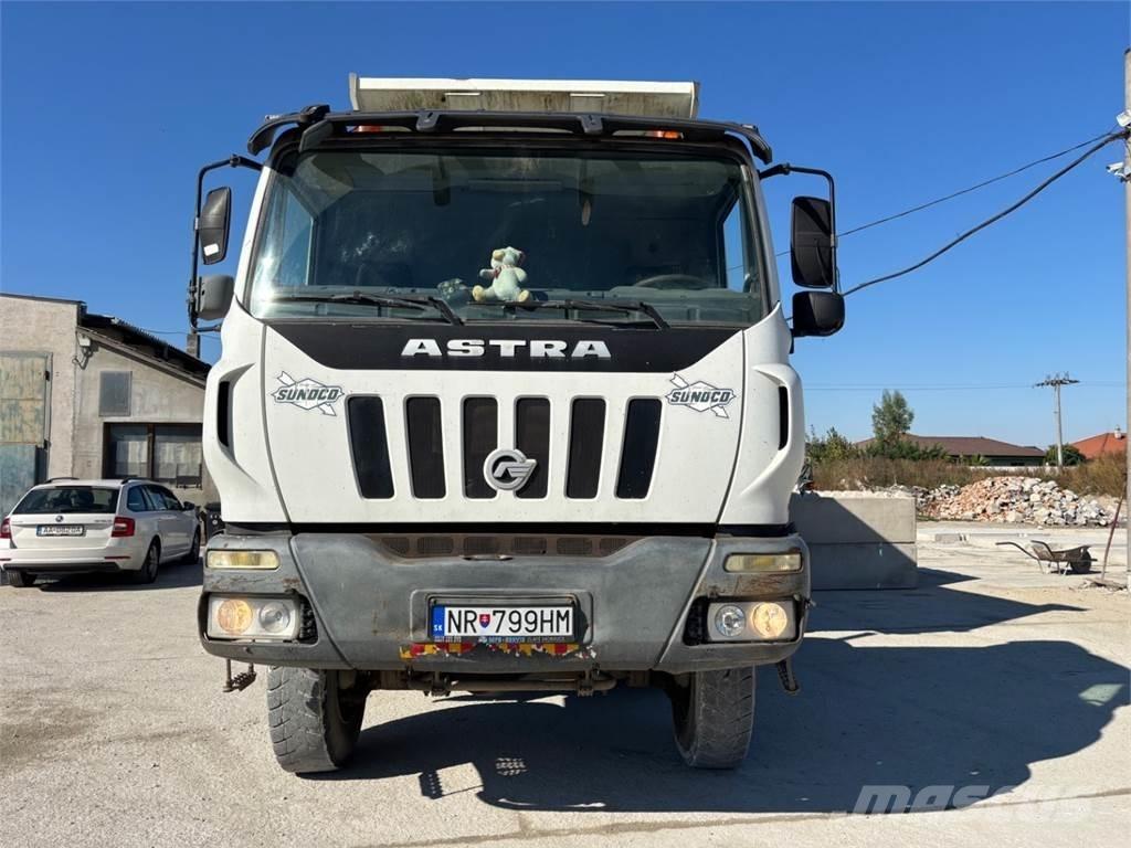 Astra HD8 8X6 Kiper tovornjaki