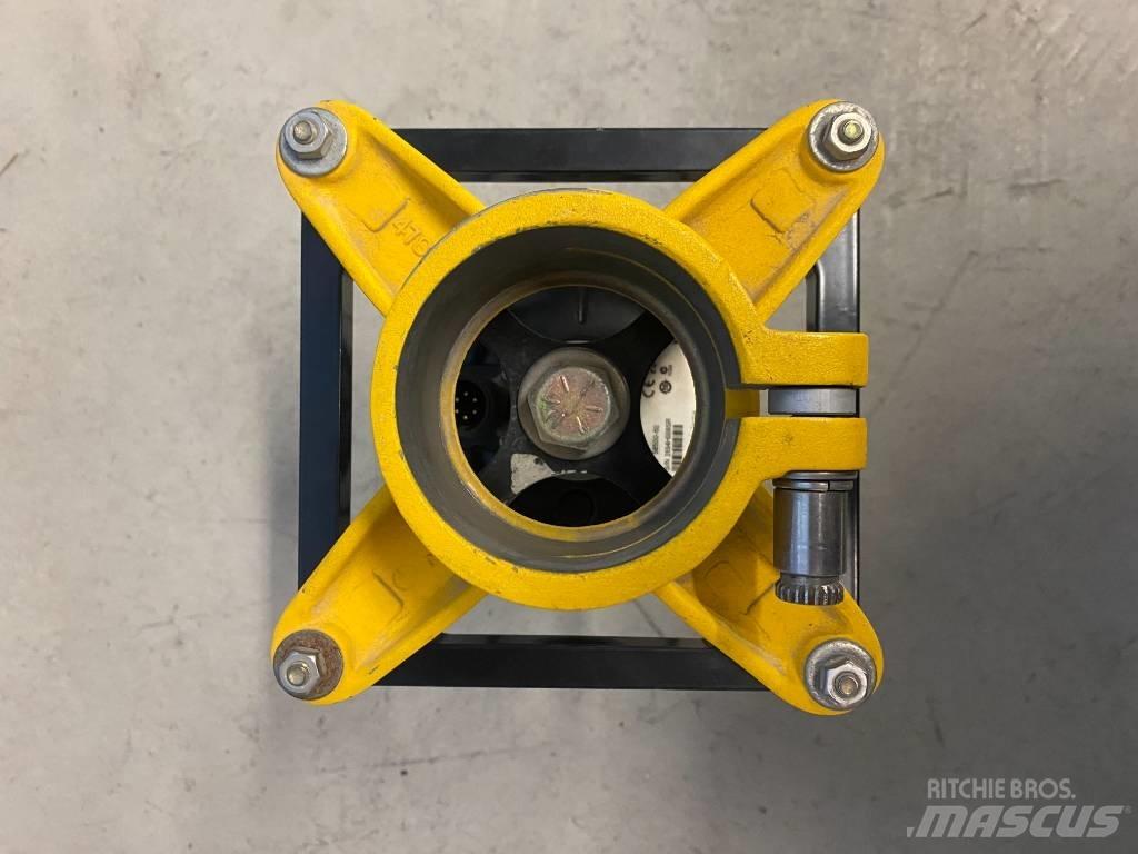 TRIMBLE MT900 Drugi deli